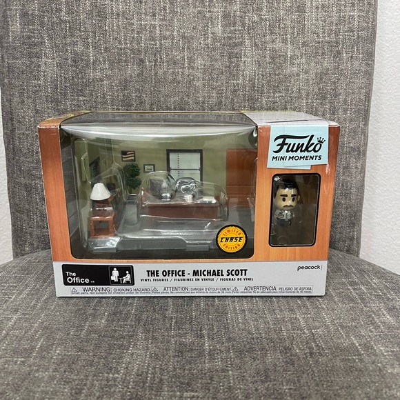 The Office Michael Scott Mini Moments Funko CHASE